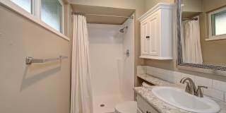 Spacious 4bd 2.5ba Home - Avail. Now! Gallery 26