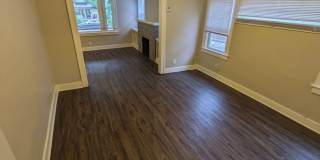 Beautiful 3 Br 1 Ba in Heart of KC MO Gallery 5