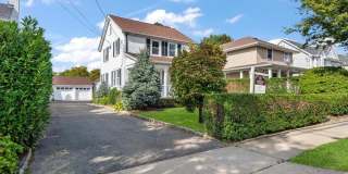 33 Avenue B Gallery 1