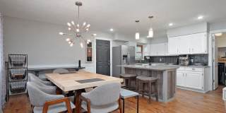 2422 S Kickapoo Avenue Gallery 8