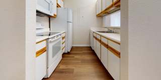 University Place Condo - Building 515, Unit 201 Gallery 12