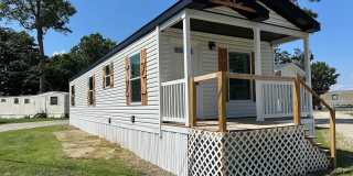 2510 Sheridan Rd, Gallery 1