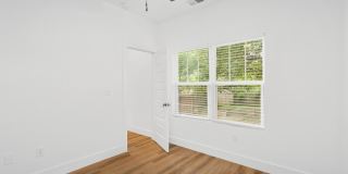 530 Raymond Street Gallery 9