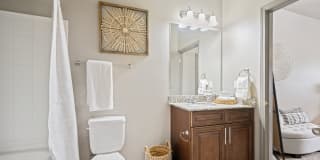 Lake Villas Apartments Gallery 12