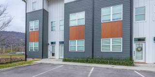 1420 Stockyard Place Gallery 3