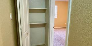 Pool Home in Victoria Meadows Gallery 17