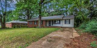 Charming East Memphis home Gallery 5