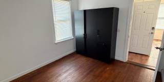 48 Kenwood St Gallery 6