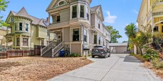 Luxury Living In Historic Alameda Victorian - 2 Beds w/ Master Suite & Laundry Luxury Living In Historic Alameda Victorian - 2 Beds w/ Master Suite & Laundry Gallery 1