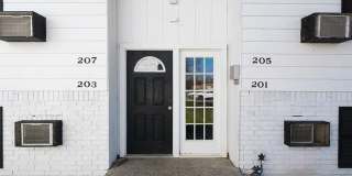 203 Thomas Street Gallery 1