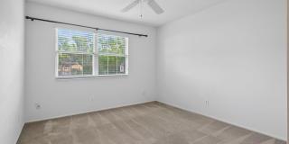 Spacious & Exciting Townhome style Condo Gallery 17