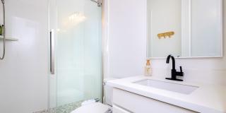 Gorgeous Custom Upgraded Serrano Home! Gallery 28