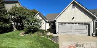 Beautiful 2 bedroom, 3 bathroom Villa in Overland Park! Gallery 1