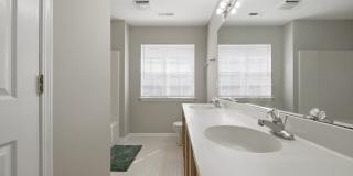 Newly renovated 3Bd 2.5bath SFH in Chadbury Concord Gallery 15