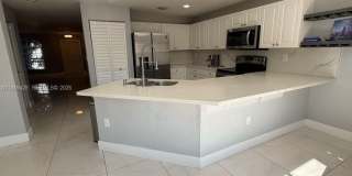 11612 NW 51st Ter Gallery 10