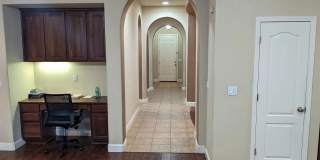 Clean 2000 sqft. 3 Bedroom 2 Bathroom Anatolia Home for Lease. Gallery 4