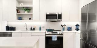 The Devan Gallery 16