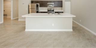 643 SW Sail Ter Gallery 6