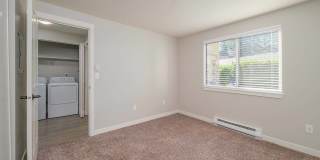 Peloton Apartments Gallery 15