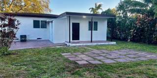1715 NW 180th Ter Gallery 3