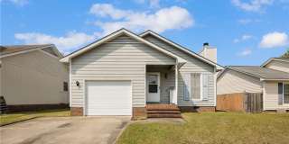 3 Bedroom 2 Bathroom Home Available NOW in Fayetteville! Gallery 1