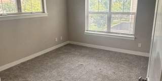 $200 Off First Month! Secure, Stylish & Convenient – 2 Bed Condo in Loveland Gallery 12