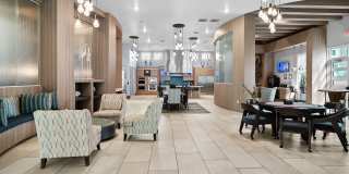 Centre Pointe Gallery 26