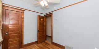 3710 North Damen Avenue Gallery 14