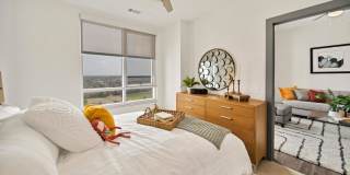 The Ellis Gallery 15