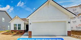 2056 White Oak Ln Gallery 1