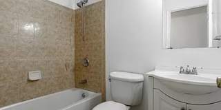 Beautiful 4 Bedroom in Bowie MD Gallery 27
