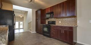UT PRE LEASE: 2009 Remodeled 6 Bed / 3 Bath, Wood & Stained Concrete Floors, Custom High End Kitchen and Bathrooms, Just North of UT Gallery 4