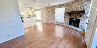 Freshly Renovated 2BD/2.5BA Townhouse in Exclusive Horseshoe Bay Community! Gallery 8