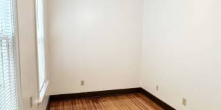 423 Hamilton St Gallery 17