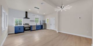 530 E Carson St Gallery 5