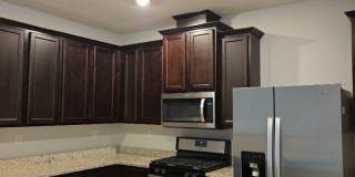 3 Bedroom, 2.5 Bathroom Home! Schedule a Showing! Gallery 5