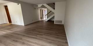 Spacious Updated Bonita Condo Gallery 20