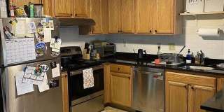 Modern Triplex Apartment with 1 Parking Included.  Conveniently Located.  NO FEE Gallery 1