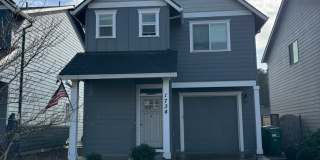 Newer 2 Story Home in Newberg   SHOWINGS  START  MAY 15th Gallery 1