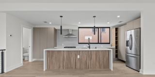 222 E Courtland Pl Gallery 1