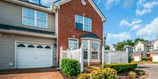 Charming Townhome Living in Fieldstone Farms Gallery 1