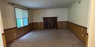 1293 Manor Dr Gallery 11