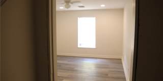 320 Harry Avenue S Gallery 11