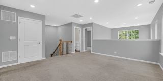 1537 Kraft Avenue Gallery 15