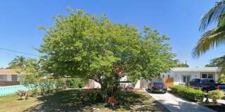 531 West Perry Street Gallery 1