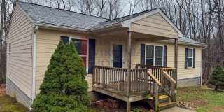 3Bedroom/2Bath Home with High-Speed Firefly Internet Gallery 1