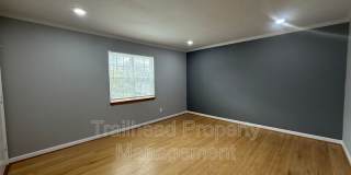 316 E Gregory Gallery 5