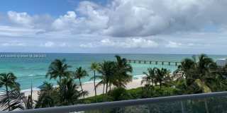 16901 Collins Ave Gallery 14