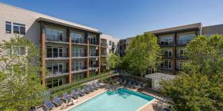 Crosswinds at Annapolis Town Center Gallery 4