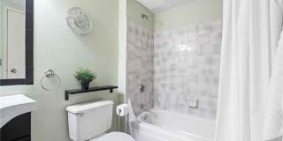 78 10th Street East Gallery 8